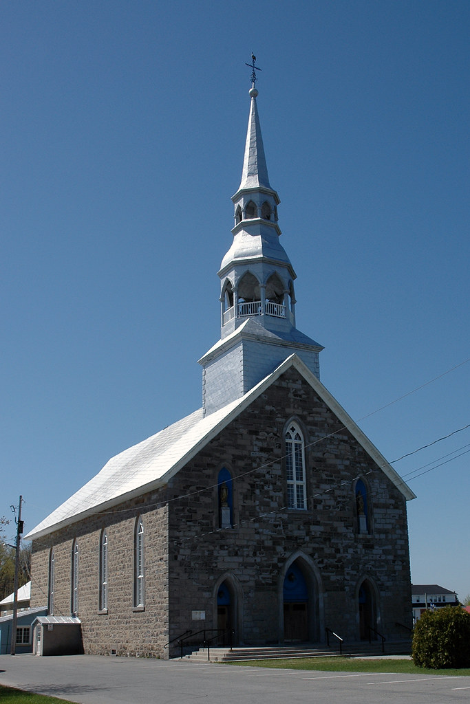 pl01mai06stejustine2 Une vue de l'église de SainteJustine… Flickr