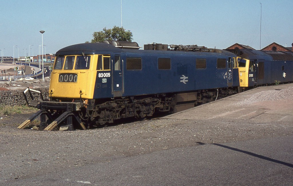 yify Watch Online Class of 83 (2020) Dubbed Movie - Aratee Doehrman