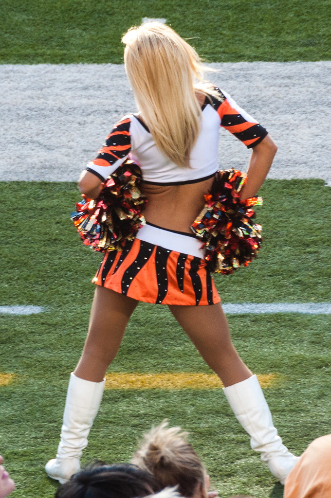 Laura Vikmanis Laura Vikmanis (42), the oldest cheerleader… Flickr