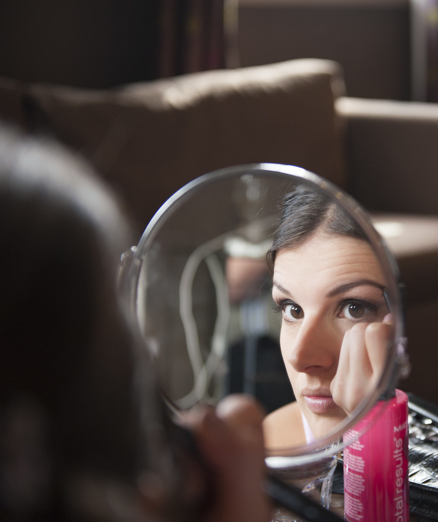 Eye makeup mirror Eye makeup keith ellwood Flickr