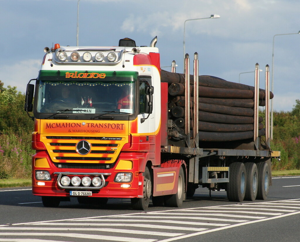 Mercedes Benz Actros McMahon Transport and Warehousing 04… DUBPIX
