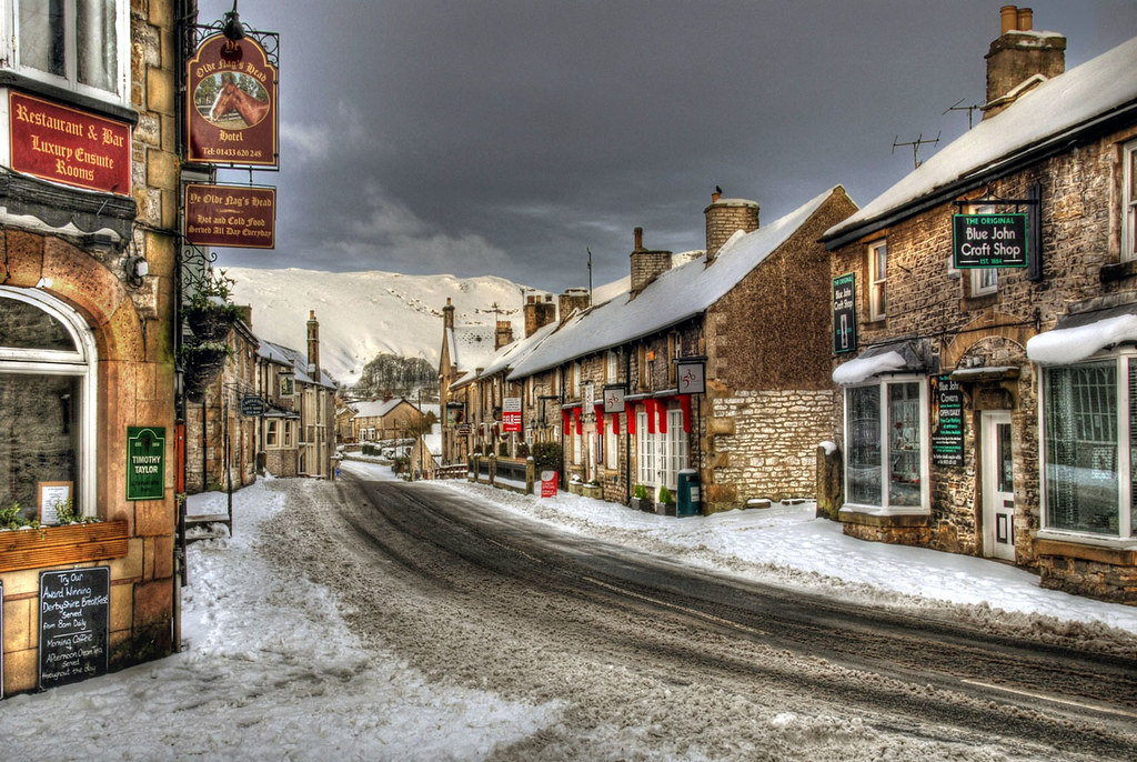 Castleton in the Snow The village of Castleton in the Derr… Flickr