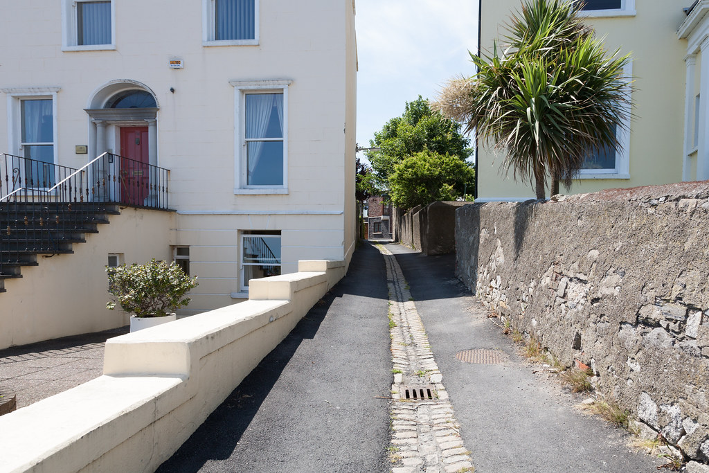 DUN LAOGHAIRE TEN YEARS AGO [JUNE 2006 CANON 5D]121395 Flickr