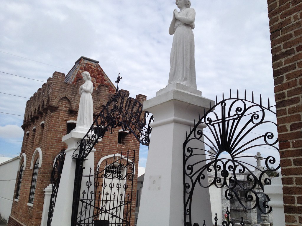 St. Roch Cemetery New Orleans Flickr