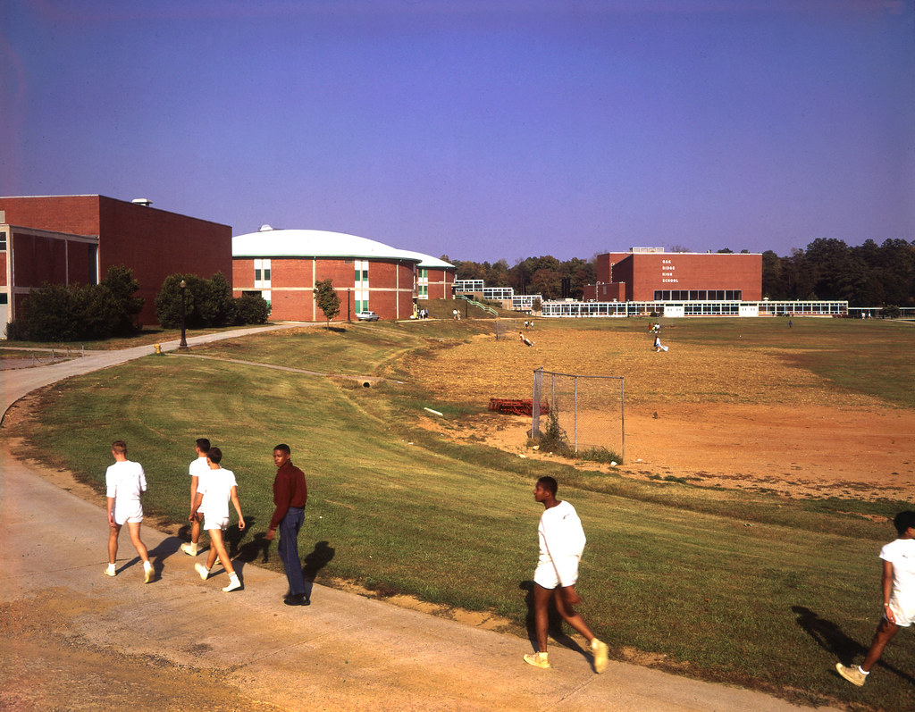 Oak Ridge High School DOE photo by Ed Westcott 1960s Oak R… Flickr