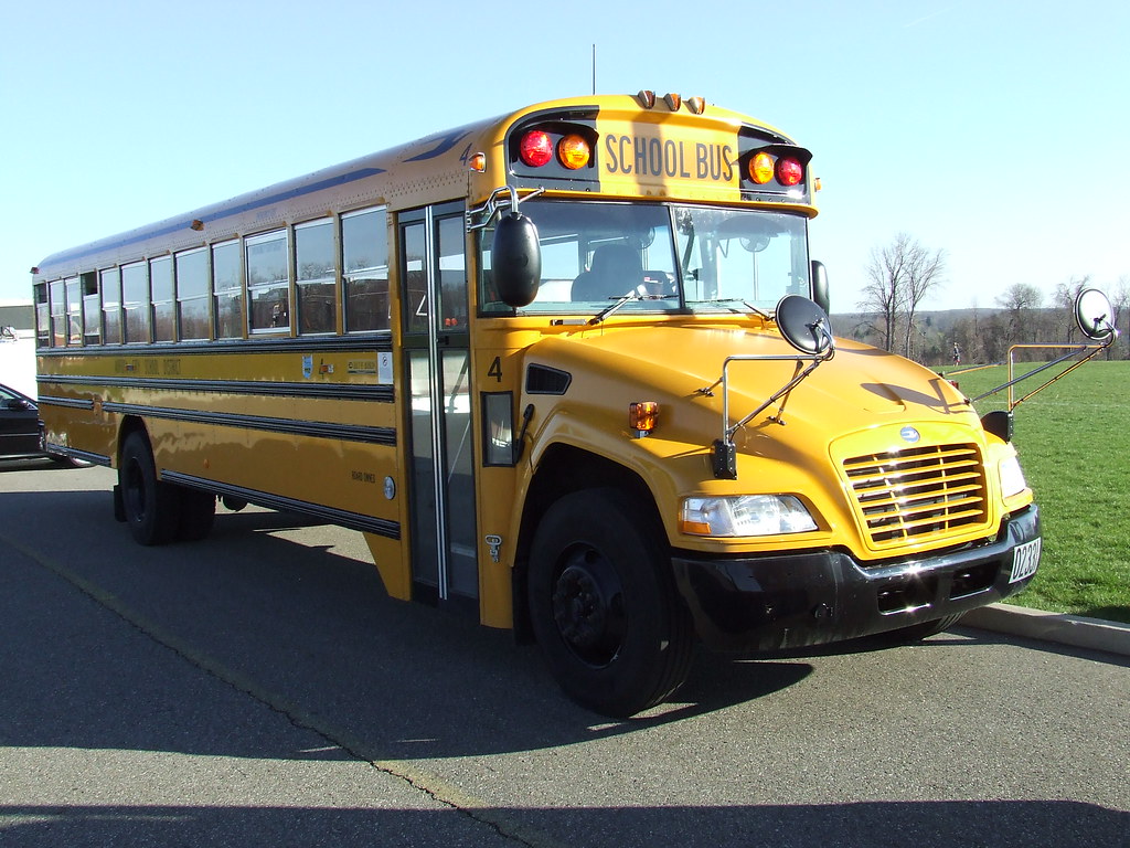 DSCF0526 Aurora City Schools 4 2010 Blue Bird Vision; Tr… Flickr