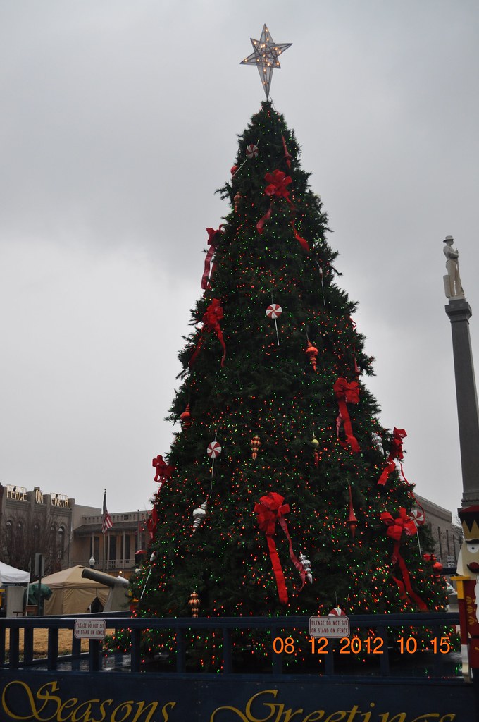 Christmas Tree A Christmas Carol in Franklin Tn 2012 King Kong 911