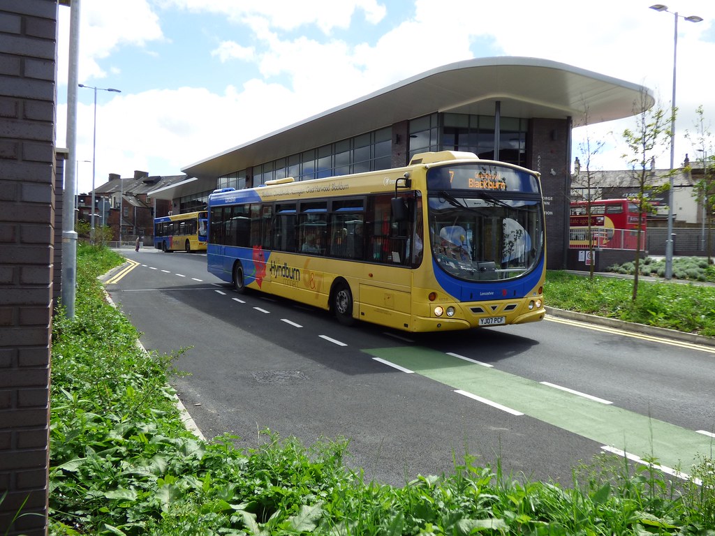 Transdev 1828 Transdev 1828 YJ07PCF PandaCub...EmergingPhil Flickr