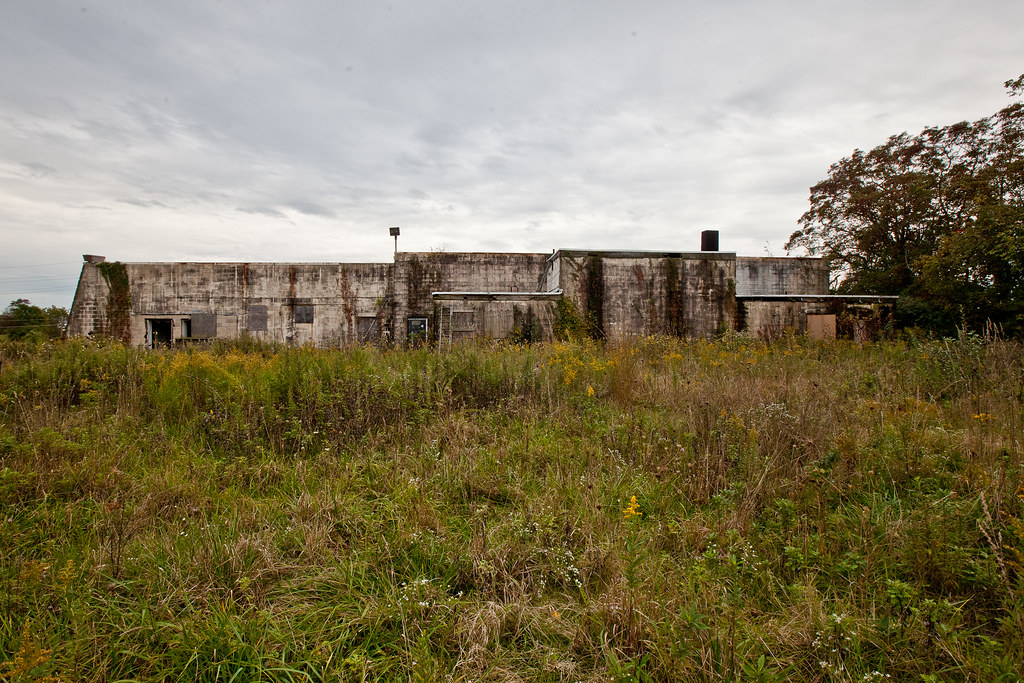 Satellite Lounge 004 Satellite Lounge Cookstown, NJ. Shot … Flickr