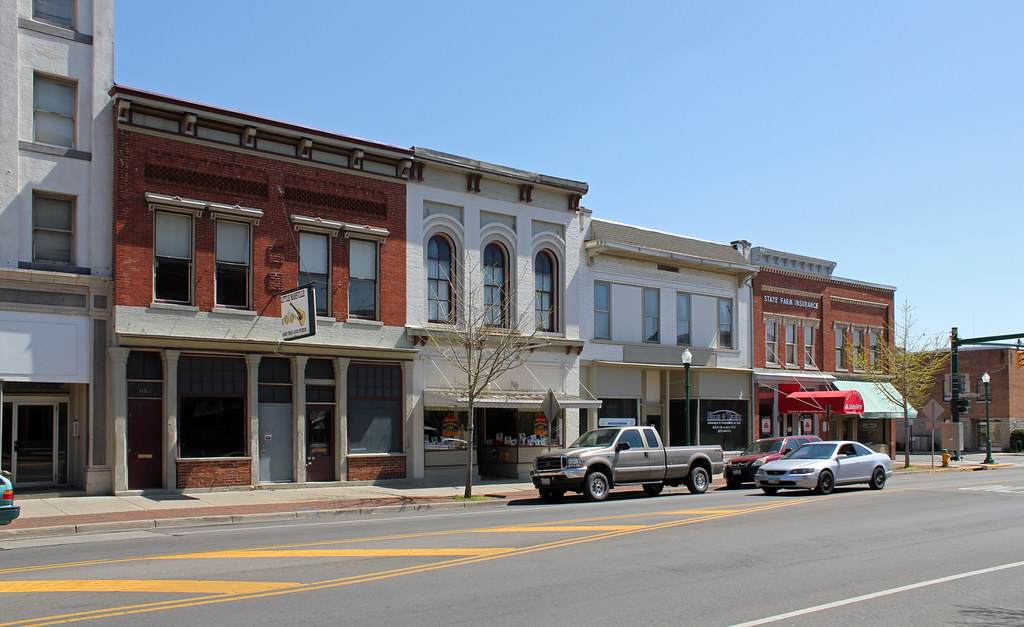 Buildings Urbana, OH Smaller buildings at the southern e… Flickr