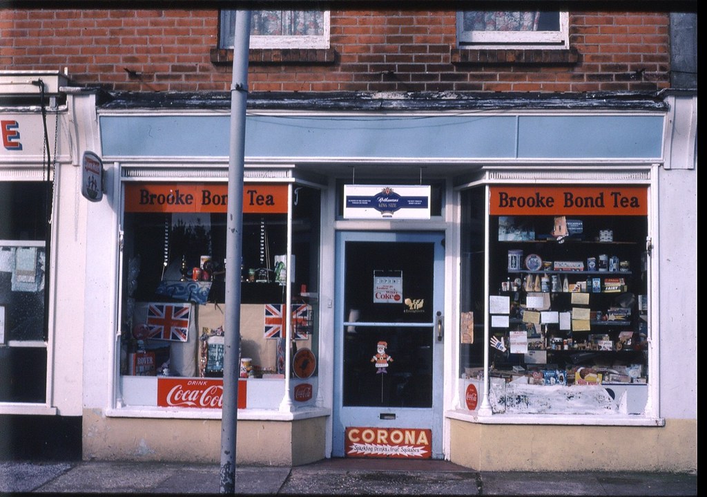 24 RIPON RD. BOURNEMOUTH. DORSET. 1977 CORONA SPARKLING DR… Flickr