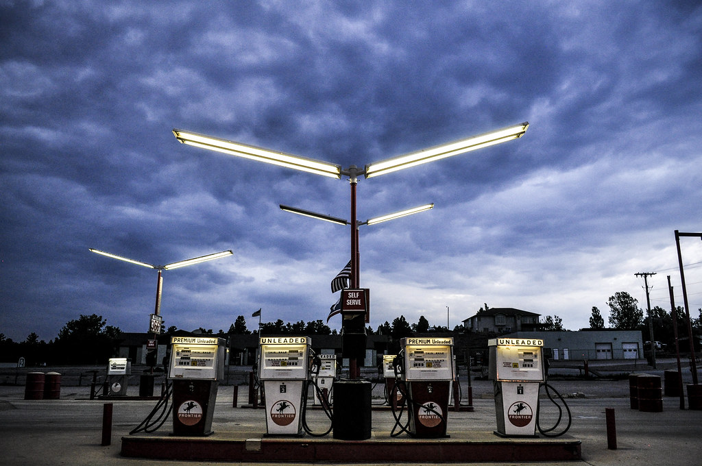 Wyoming Lonely gas station in Wyoming Akari Iburi Flickr