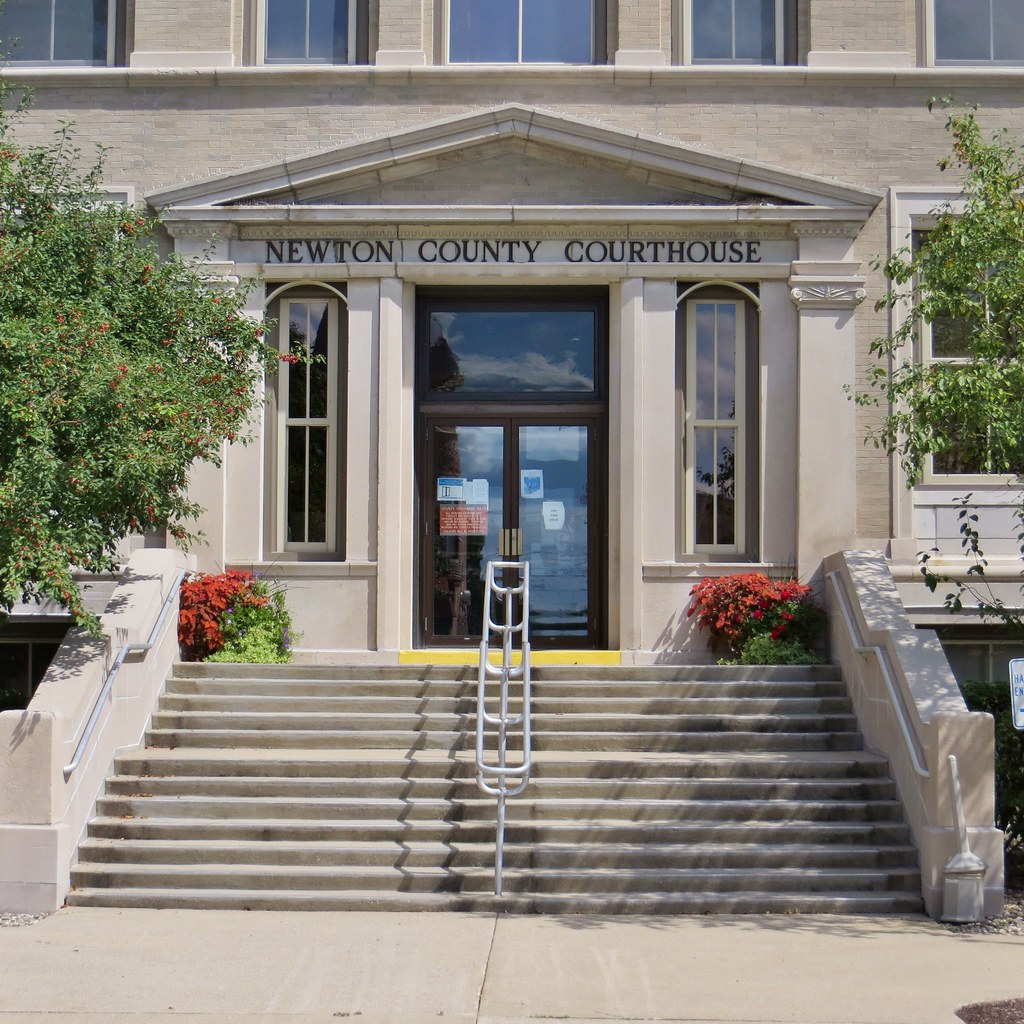 Newton County Courthouse, Kentland, IN IMG_0103_NewtonCty Max Hank