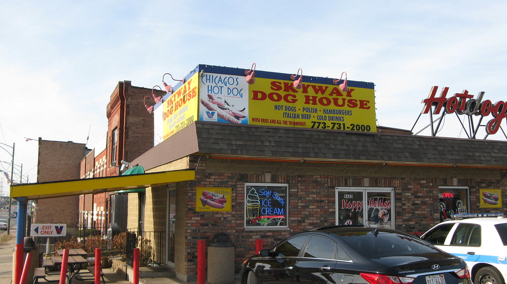 Chicago Skywat Dog House. Chicago Illinois. Sunday, Novemb… Flickr