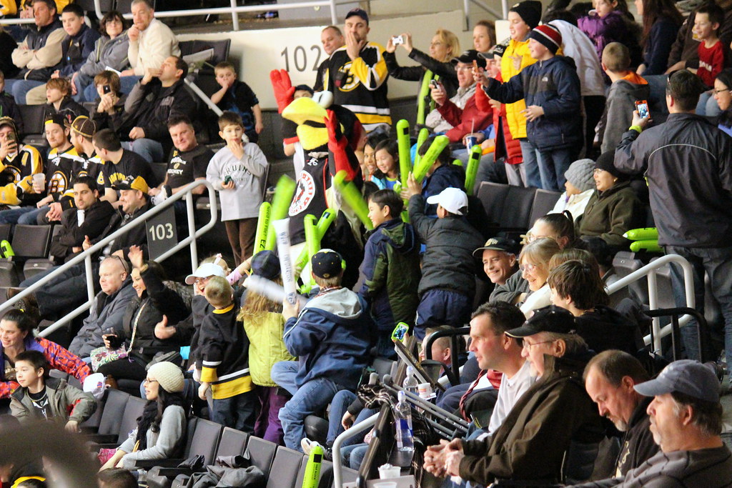 allstarskills 340 Tux the hockey mascot meets children w… Flickr