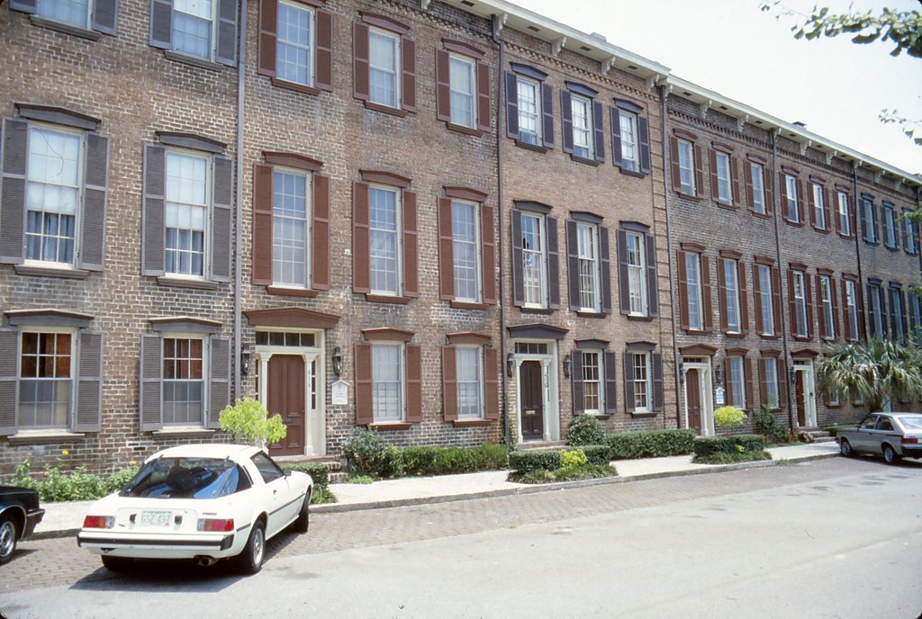 Savannah FederalStyle Row Houses I was surprised how many… Flickr