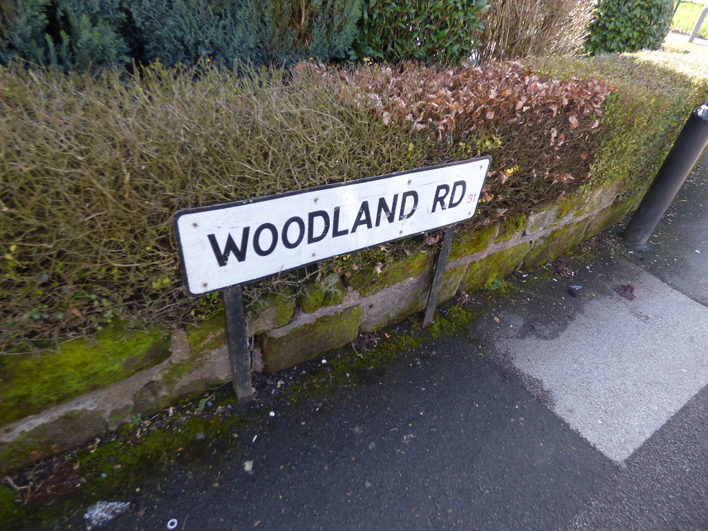 Woodland Road, Northfield road sign Seen in sunny Northf… Flickr