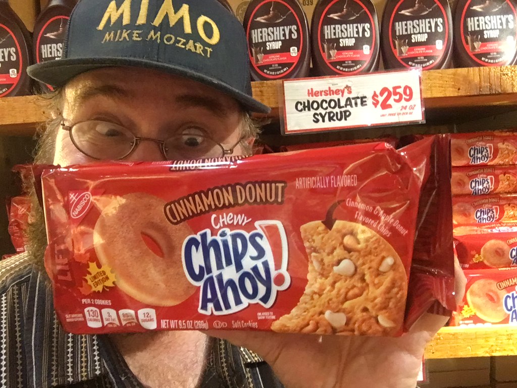 Chips Ahoy Cookies Cinnamon Donut. 8/2016, pics by Mike Mo… Flickr