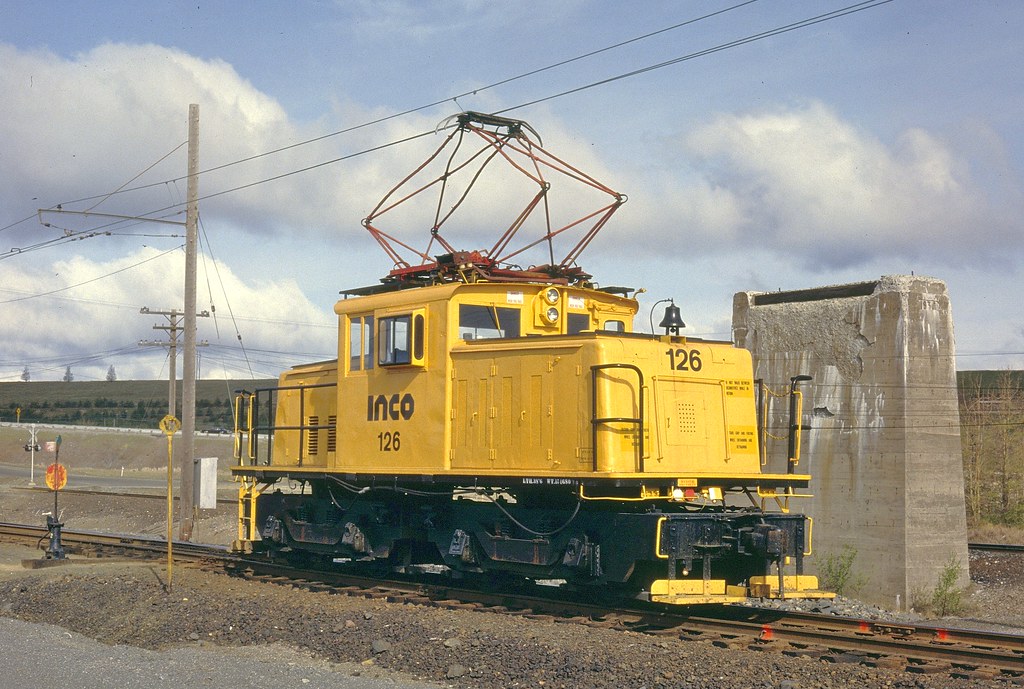 INCO 126 at Copper Cliff, Ontario, Canada GE 85 ton electr… Flickr
