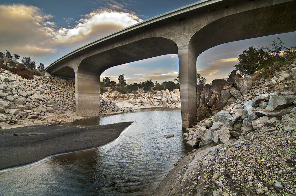 French Gulch Bridge Lake Isabella California People jump… Flickr