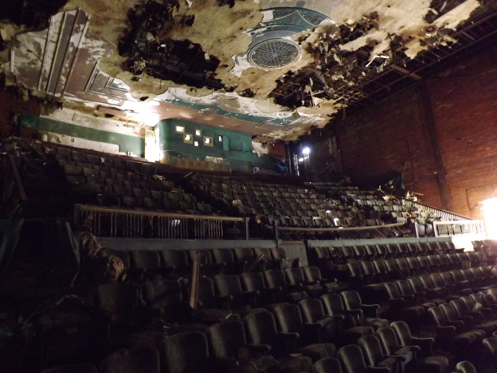 YoungstownFormer LibertyParamount Theatre (CORF) Flickr