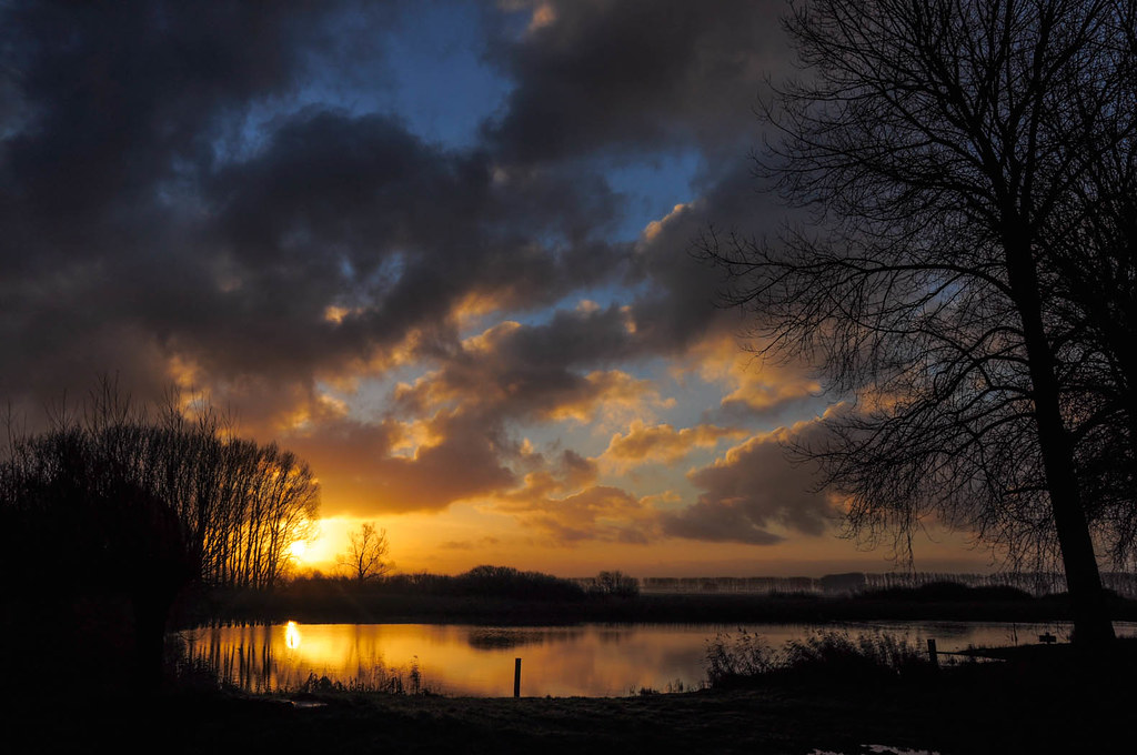 Sunrise 2013 A brand new day in a brand new year. Best wis… Flickr