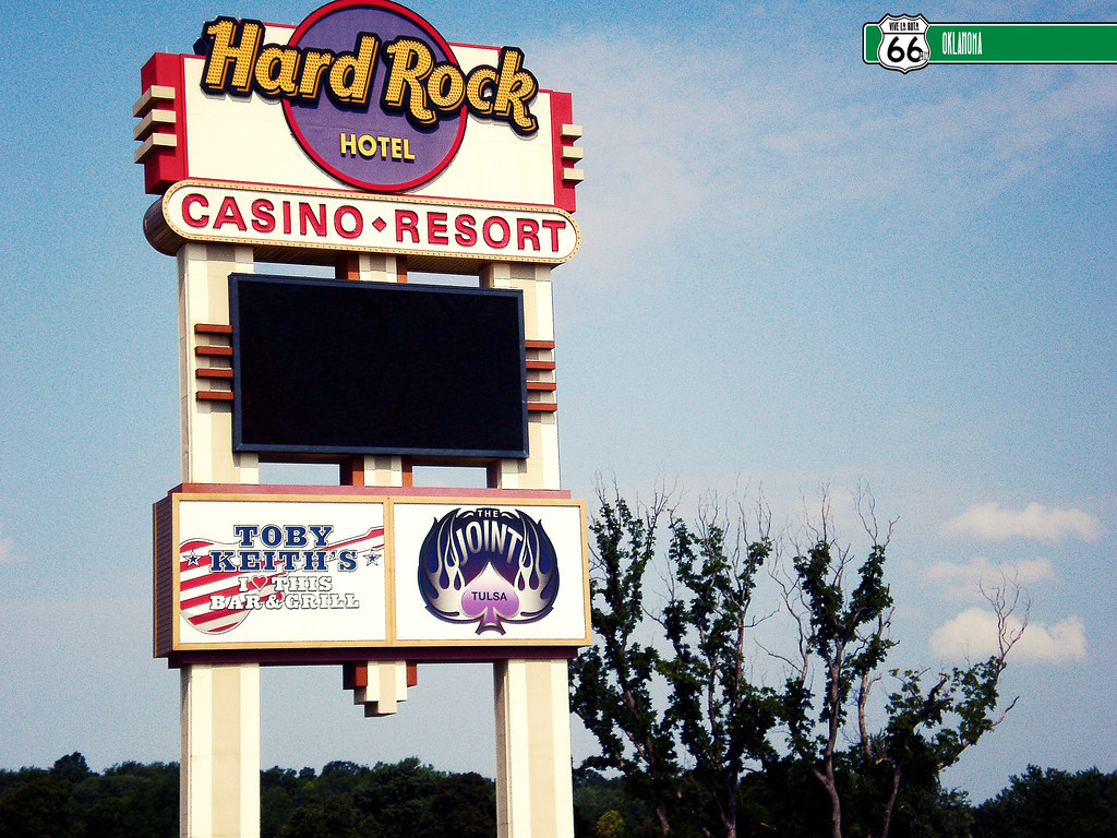 Hard Rock Hotel & Casino Tulsa. CATOOSA, OK WWW.VIVELARUTA… Flickr