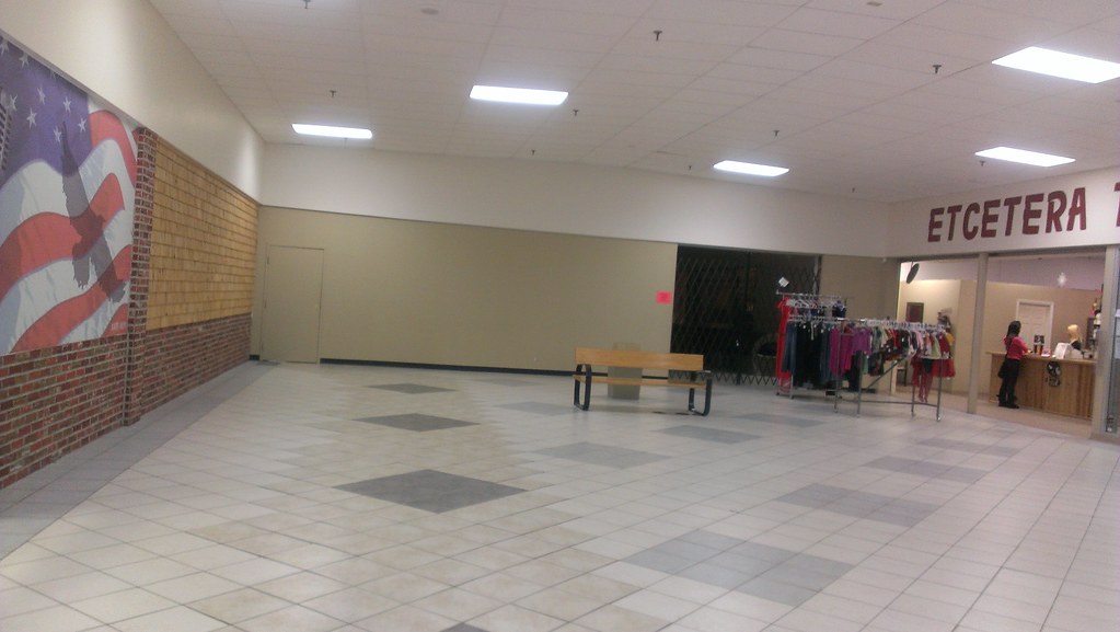 Skyline Mall Albert Lea, Minnesota Etcetera Tanning & … Flickr