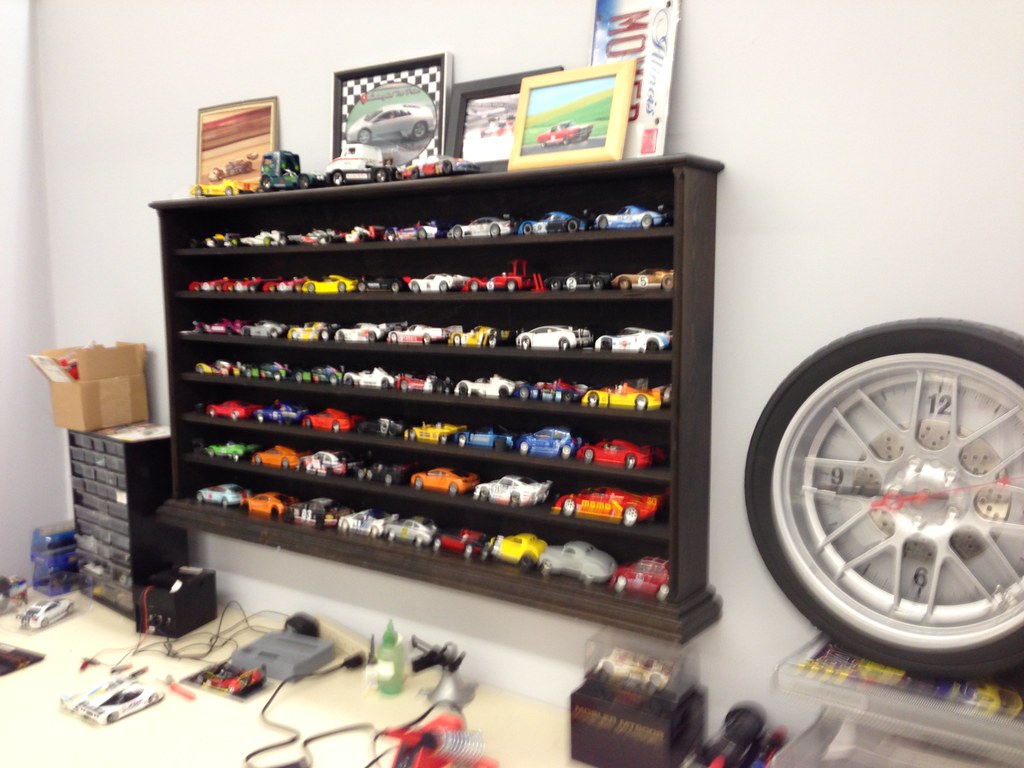 Hot Slots 1/32 slot cars hobby shop Ho… Flickr