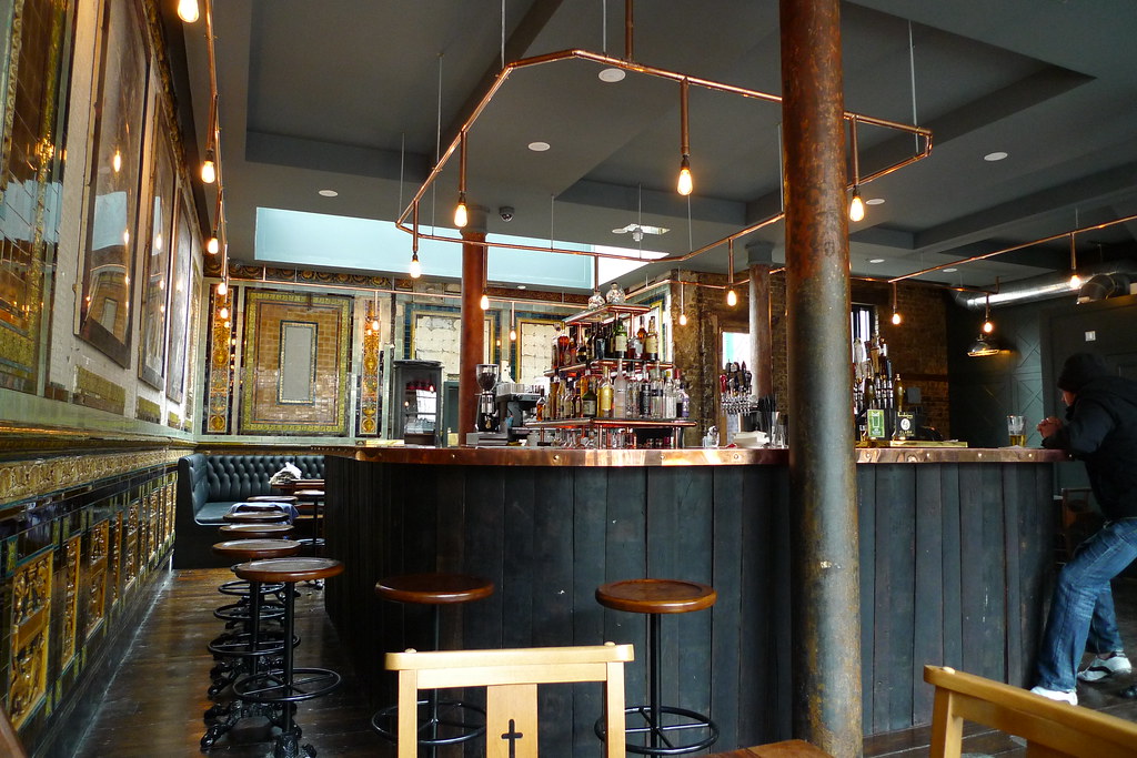Well and Bucket, Shoreditch, E2 The refurbished interior o… Flickr