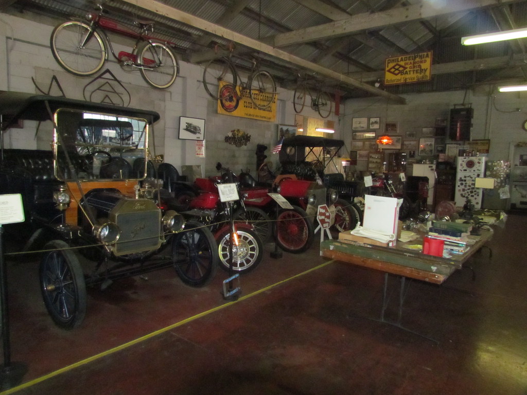 Antique Auto Museum, Escalon, CA David Berry Flickr