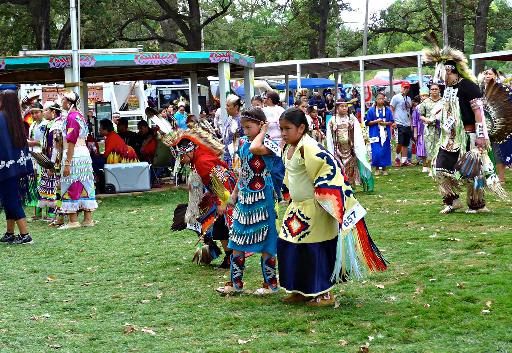 Dancers at Omaha (Umoⁿhoⁿ) tribe's Powwow, Macy, NE a photo on Flickriver