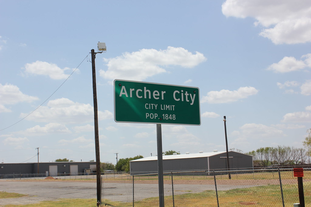 Archer City, Texas Archer City and its Royal Theater are t… Flickr