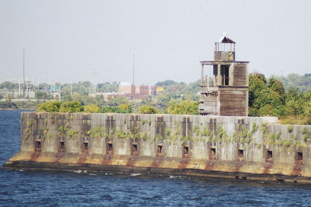 Fort Carroll Light near Baltimore, Maryland; scanned from … Flickr