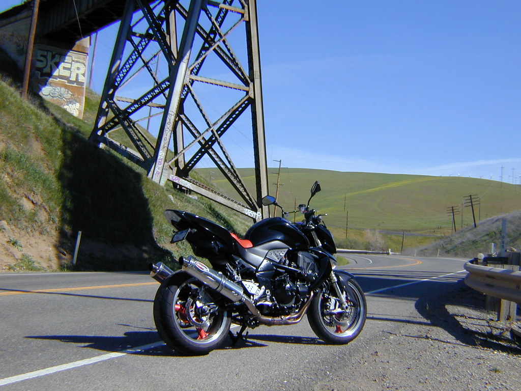 DSCN9294 Altamont Pass Rd. near Greenville Rd. (near club … Flickr