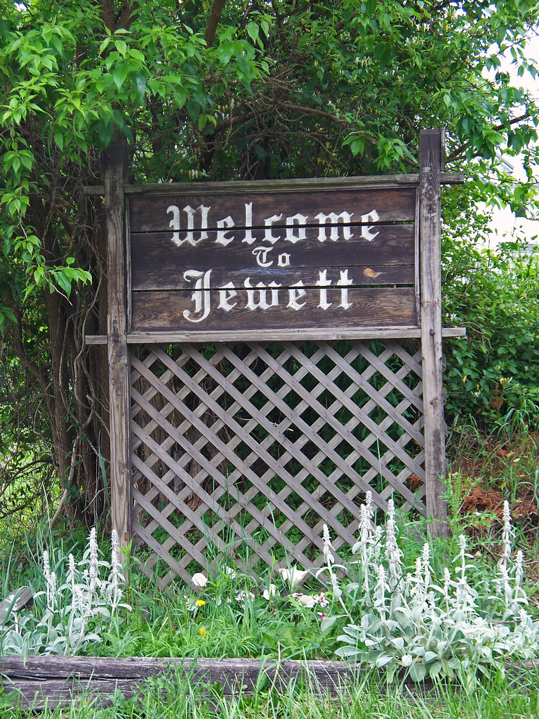 OH Jewett Entrance Entrance to Jewett, Ohio. Ken Flickr