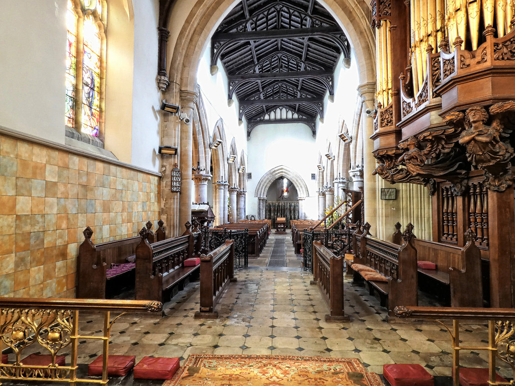 St Andrew, Hambleton Interior of a mainly Norman church in… Flickr