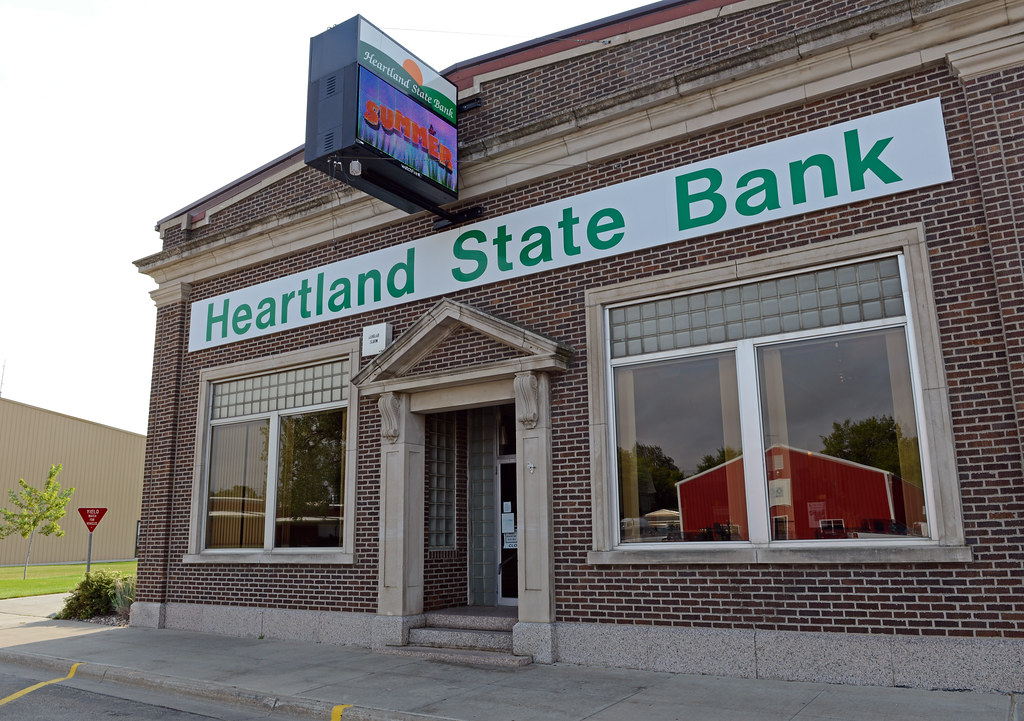 Bank in Kulm, North Dakota Blake Gumprecht Flickr