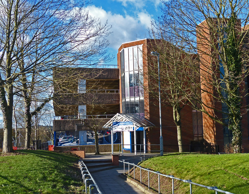 Redditch, Worcestershire Kingfisher Shopping Centre. Car P… Flickr