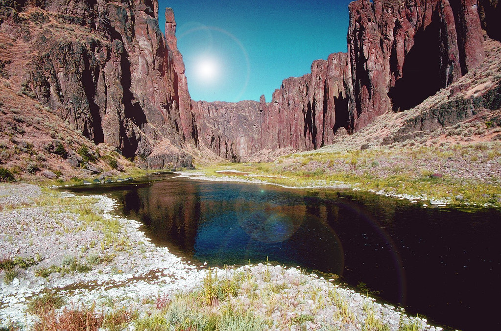 Owyhee River The "Grand Canyon" of Oregon! Deep down into … Flickr