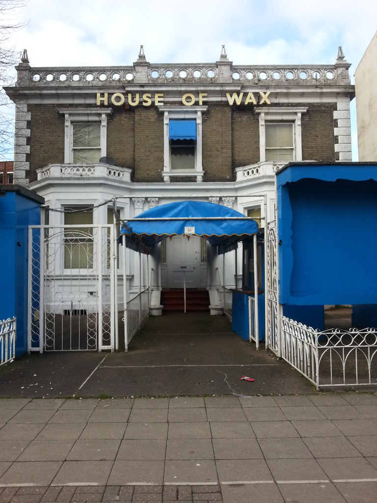 House of Wax A waxworks which has been described as Britai… Flickr