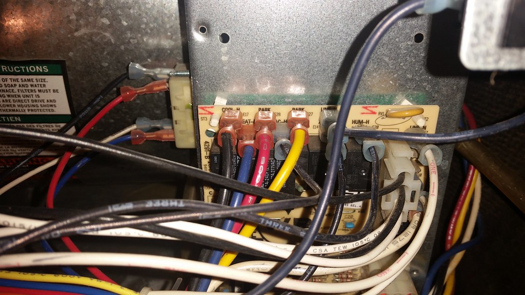 Trane XE90 Controller Blower motor and Controller connecti??? Flickr