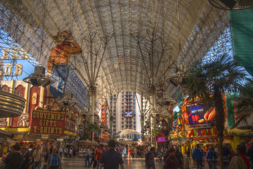 The Fremont Street Experience The old downtown Las Vegas, … Flickr