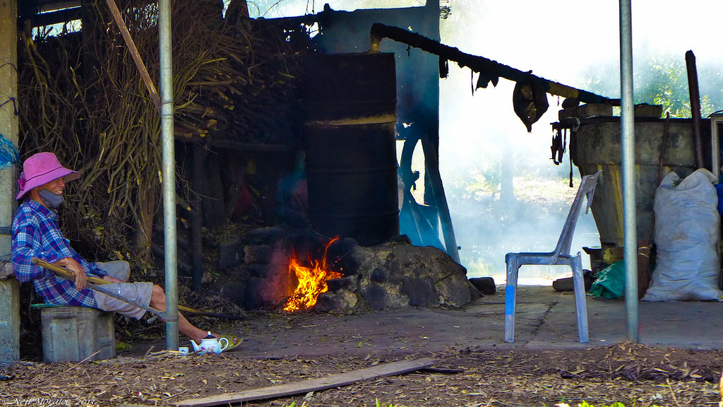 Rượu đế (Copperhead Road! by Steve Earle). Rượu đế is a di… Flickr