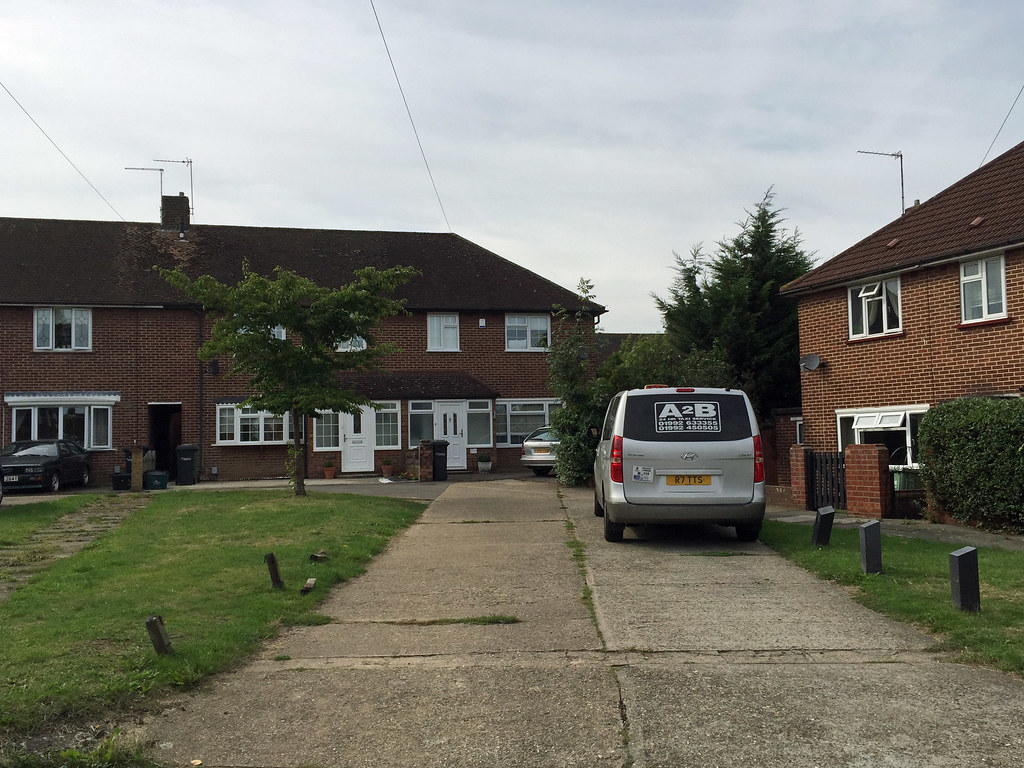 12 Hargreaves Close, Cheshunt Skiffle practice in the end … Flickr