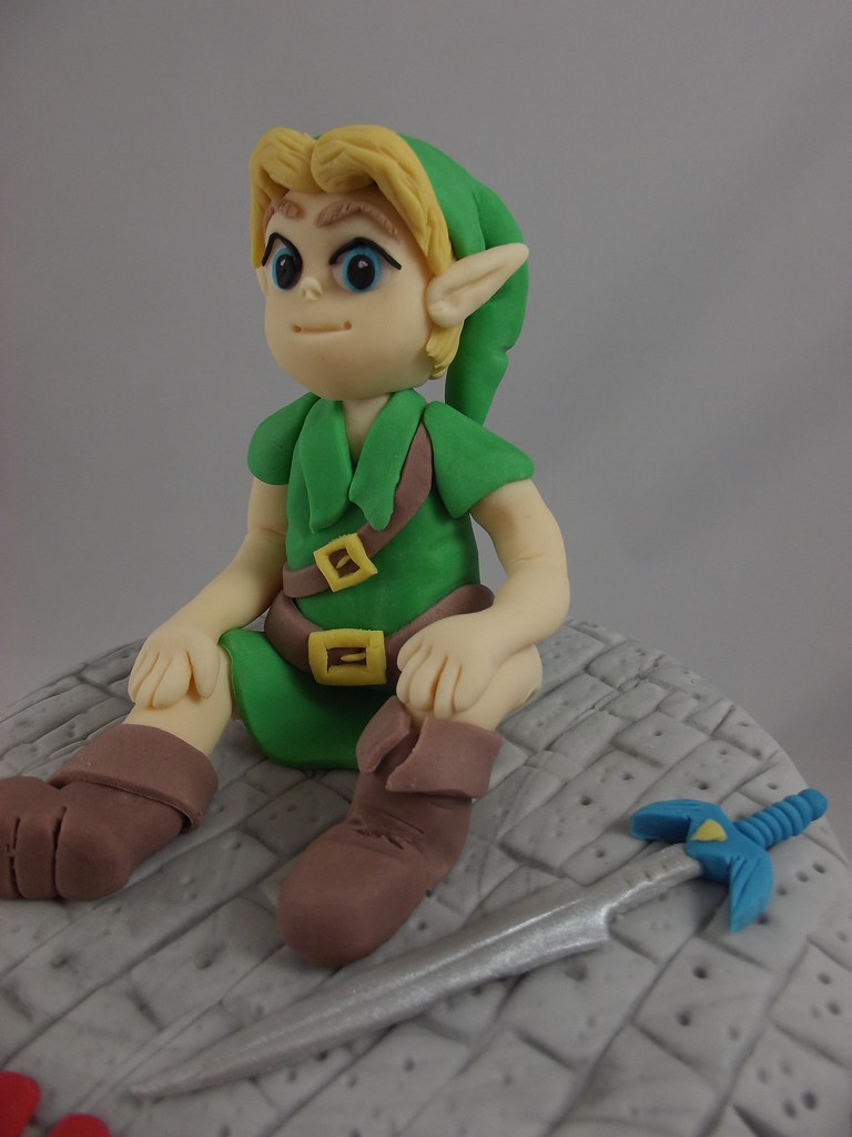 The Legend of Zelda cake Hand made fondant model of Link, … Flickr