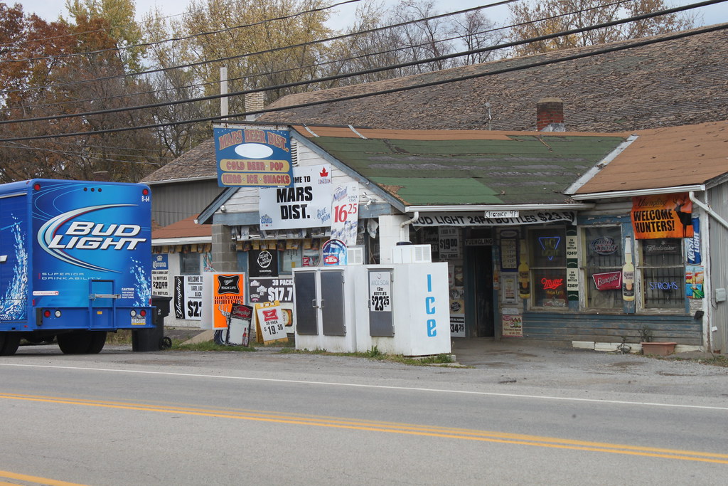 Mars Beer Dist., Mars, PA This clapboard beer distributor … Flickr