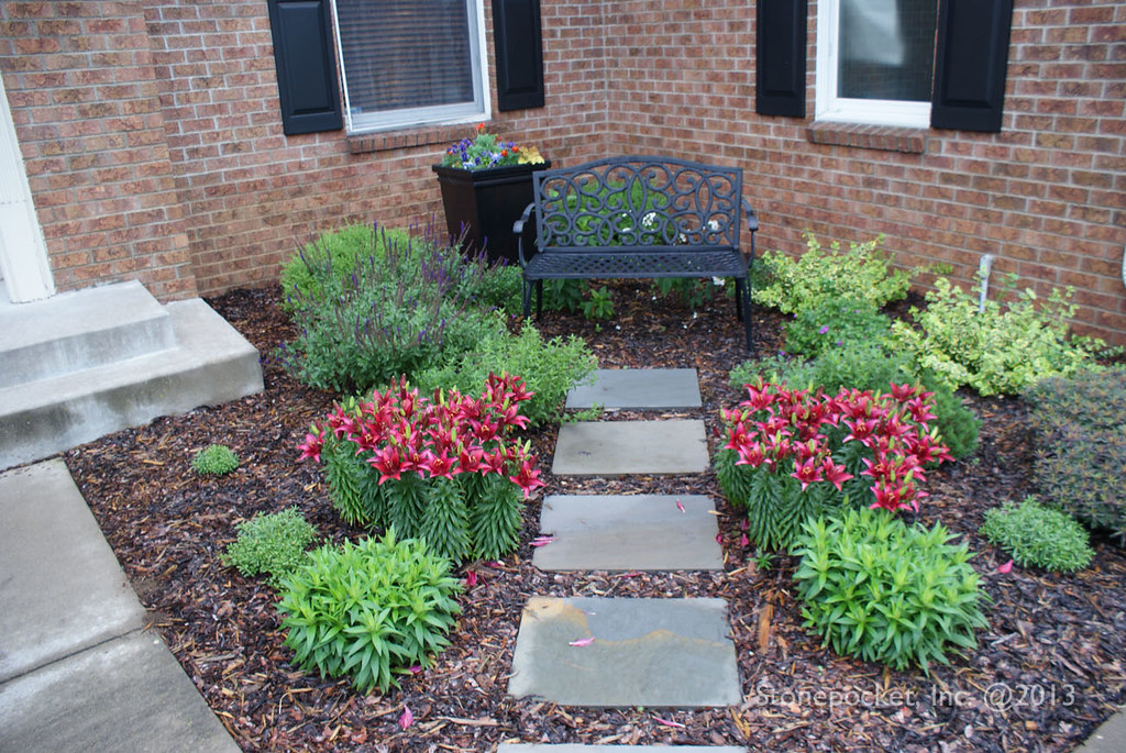 Stillwater Landscape 42 Front yard perennial garden STONEP… Flickr
