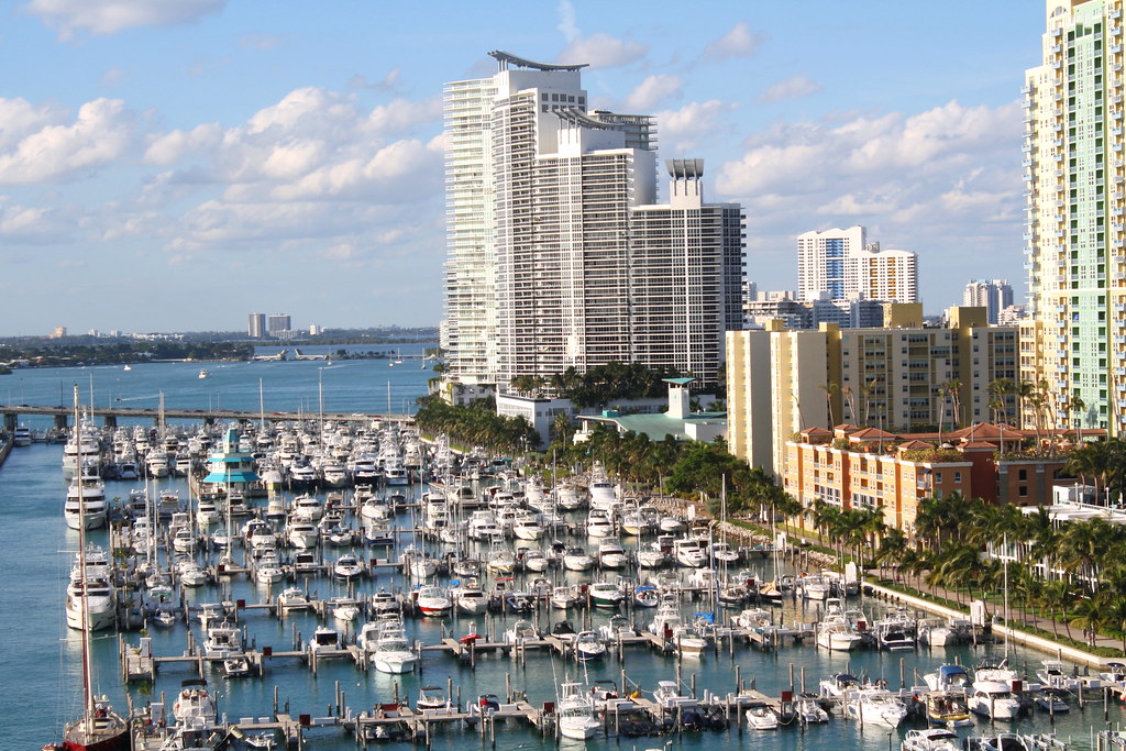 Marina & Apartments, Florida Quays.2 Paul Vance Flickr