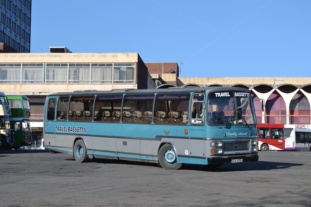 Travel Bassetts SUX476X Seen in Hanley Bus Station, Stoke… Flickr
